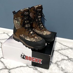 Mens Rocky Core Waterproof 800G Insulated Outdoor Boots